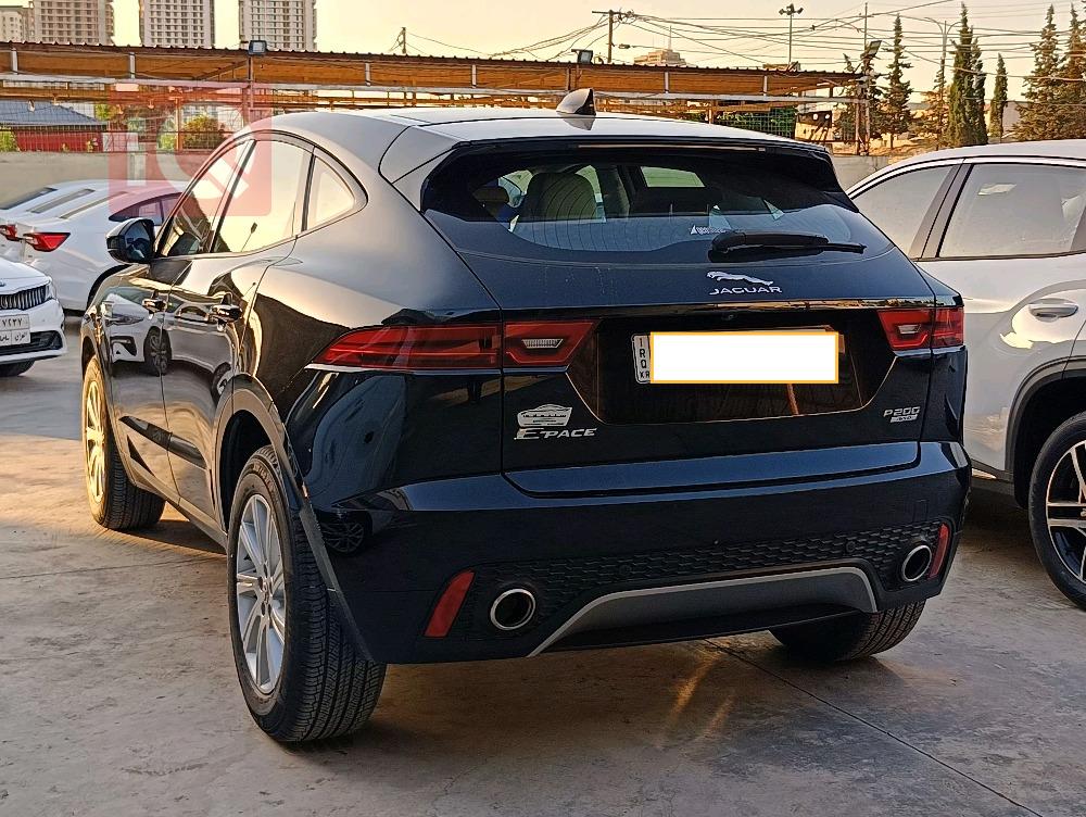 جاگوار E-Pace